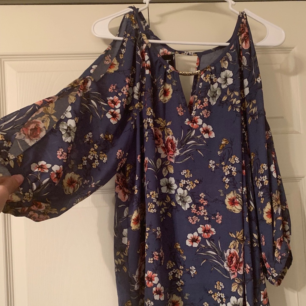 Floral top